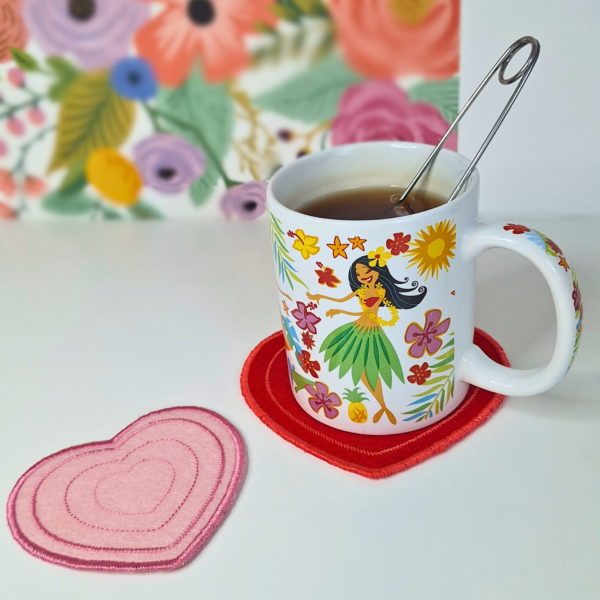 Dessous de verre cœur ITH - 2 tailles + tuto détaillé