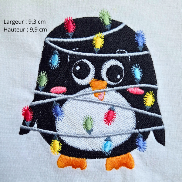 Motif de broderie machine pingouin et sa guirlande lumineuse – 4 tailles – Image 3