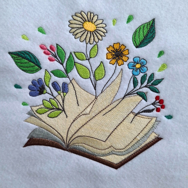 Livre ouvert avec des fleurs - Motif de broderie machine 3 tailles – Image 2